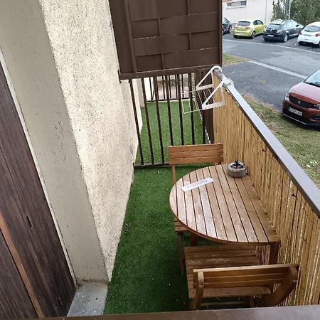 Studio Agreable Tout Confort Les Angles  Exterior photo